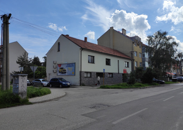 Komerčné priestory vhodné ako kancelárie, predajňa, sklad, prevádzka služieb